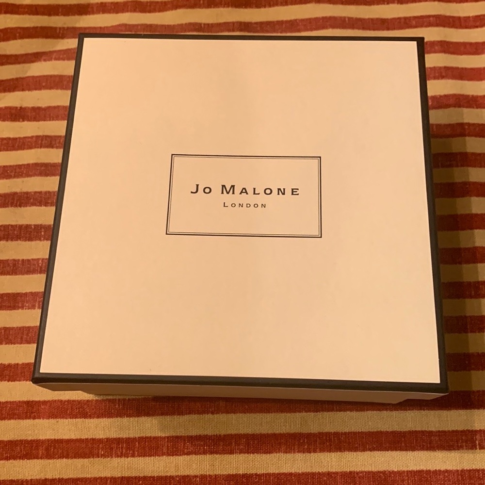Jo Malone Square box